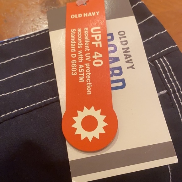 Old Navy UV Protection Swim Trunks UPF40 - Picture 4 of 6